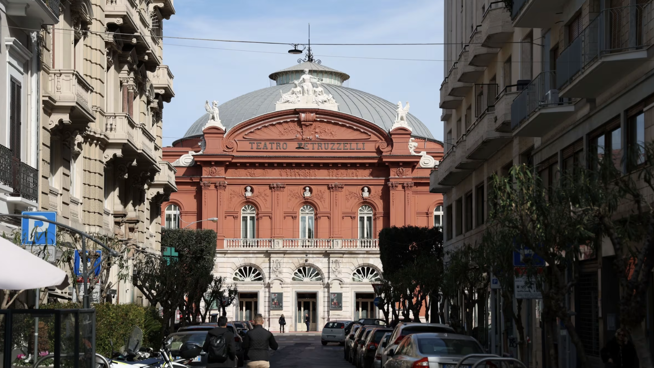 Milano Cortina 2026 Olympic Flame arrives in Bari during Puglia stage