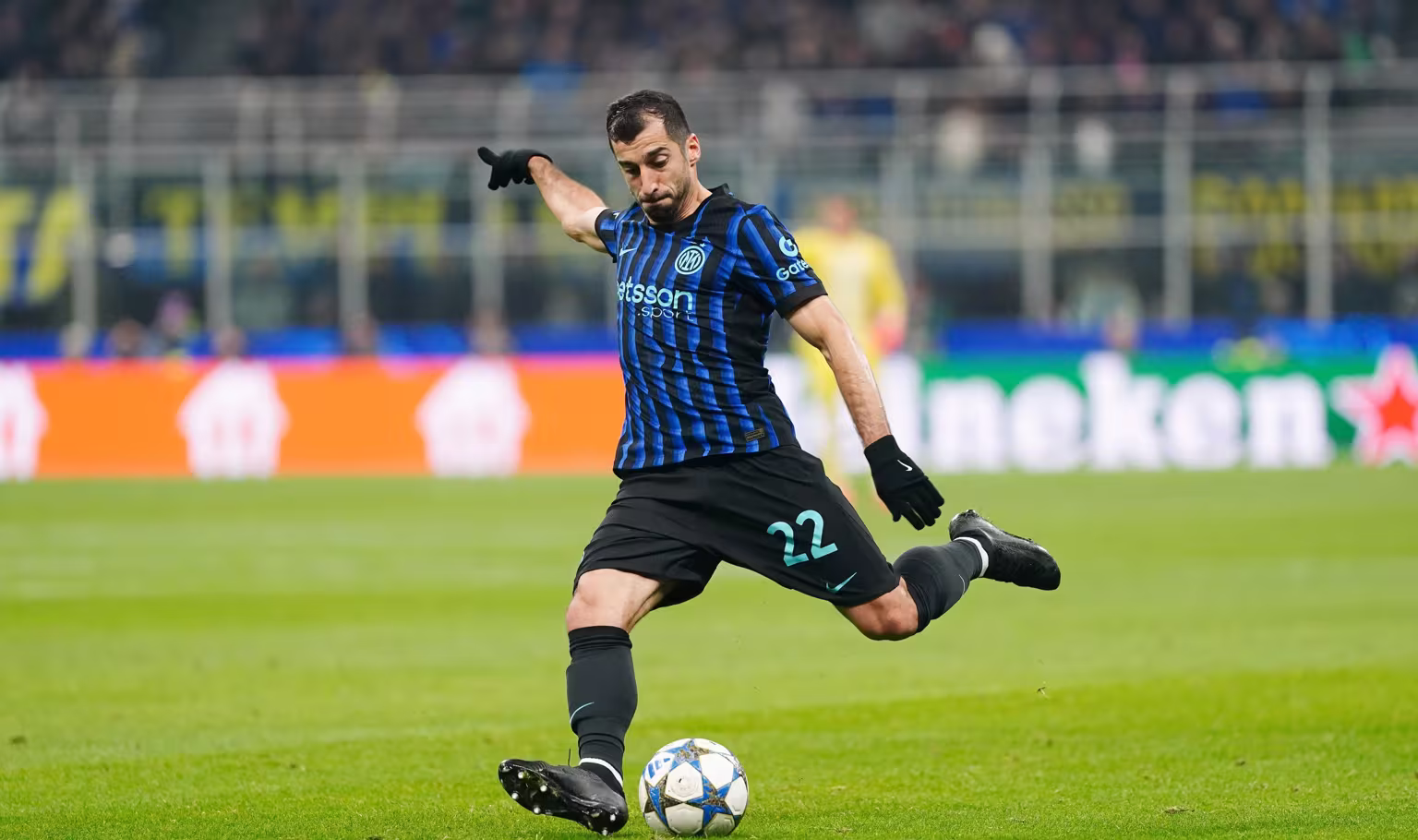 Champions League and WSL Lead This Week’s Fives Picks