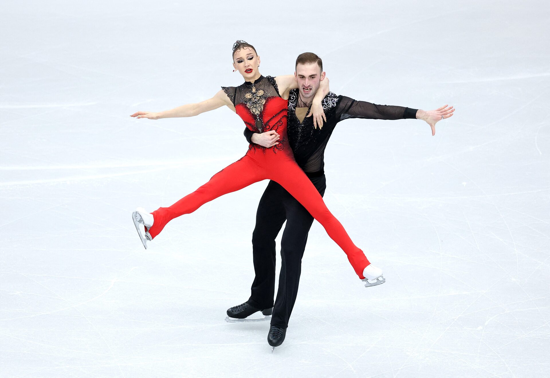 Petrokina takes European women’s short program lead after comeback