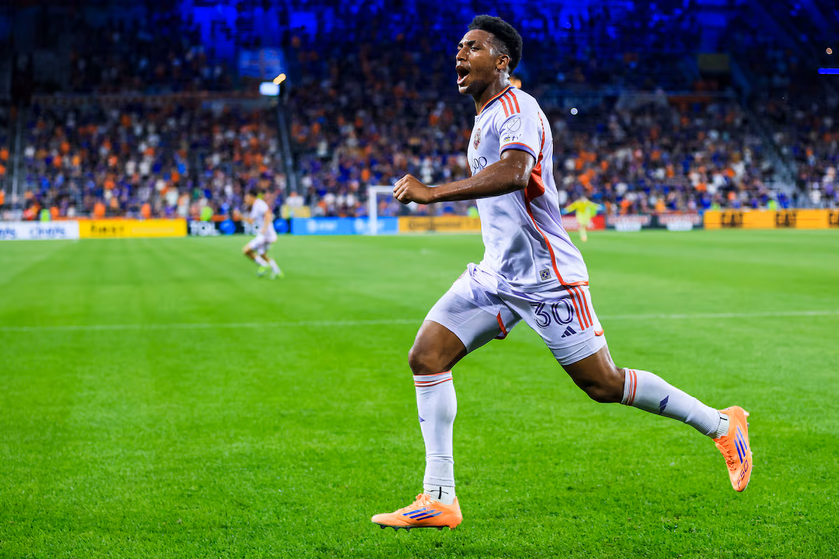 USMNT defender Alex Freeman joins Villarreal in transfer