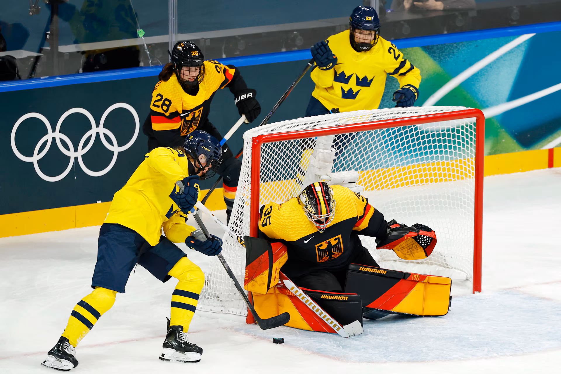 Sweden Beat Germany Women’s Ice Hockey in Tournament Opener